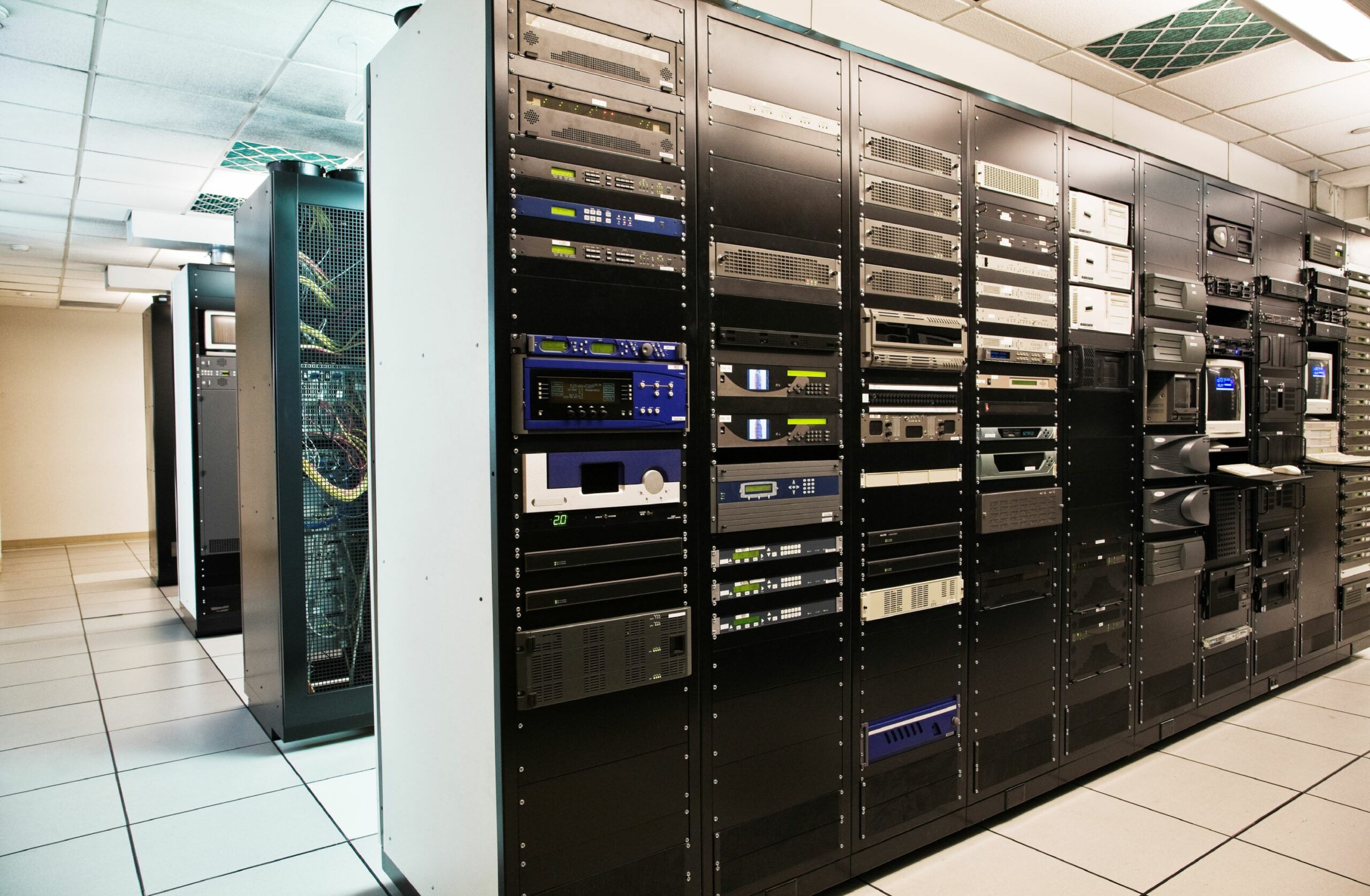 Business with Scalable Data Center Infrastructure Solutions